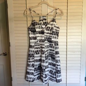 NWT Parker dress black and white